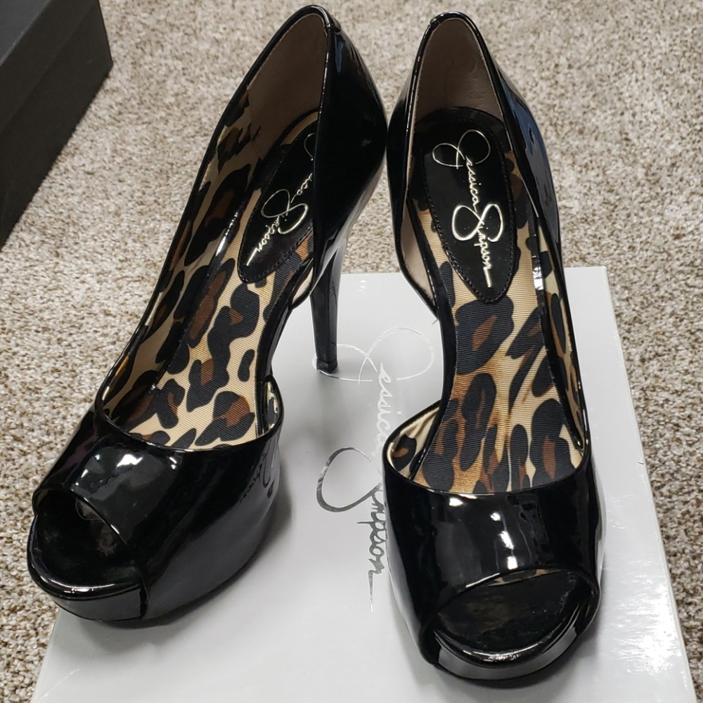 Jessica Simpson Acadia black patent heel sz 8
